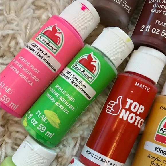 Set of 22 acrylic paints - Picture 6 of 8